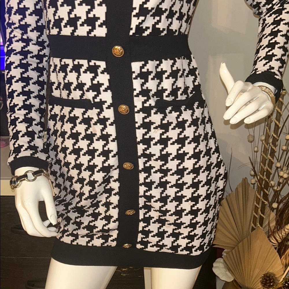 Black and White Houndstooth Dress! Own the room hunny!! - Picture 6 of 7